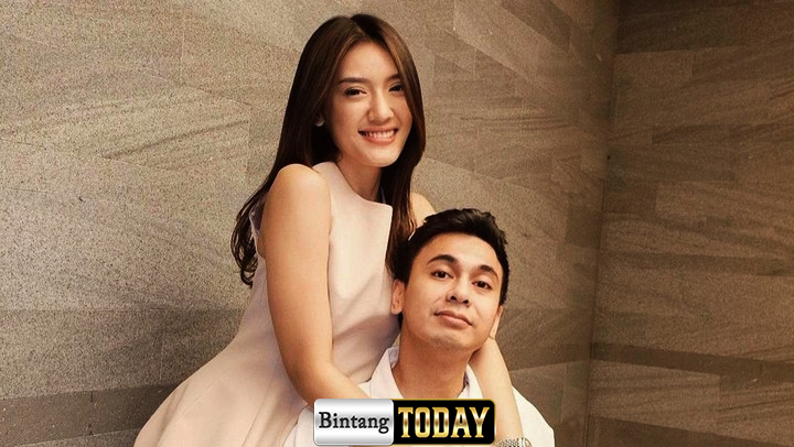 Kompaknya Anissa Aziza dan Raditya Dika